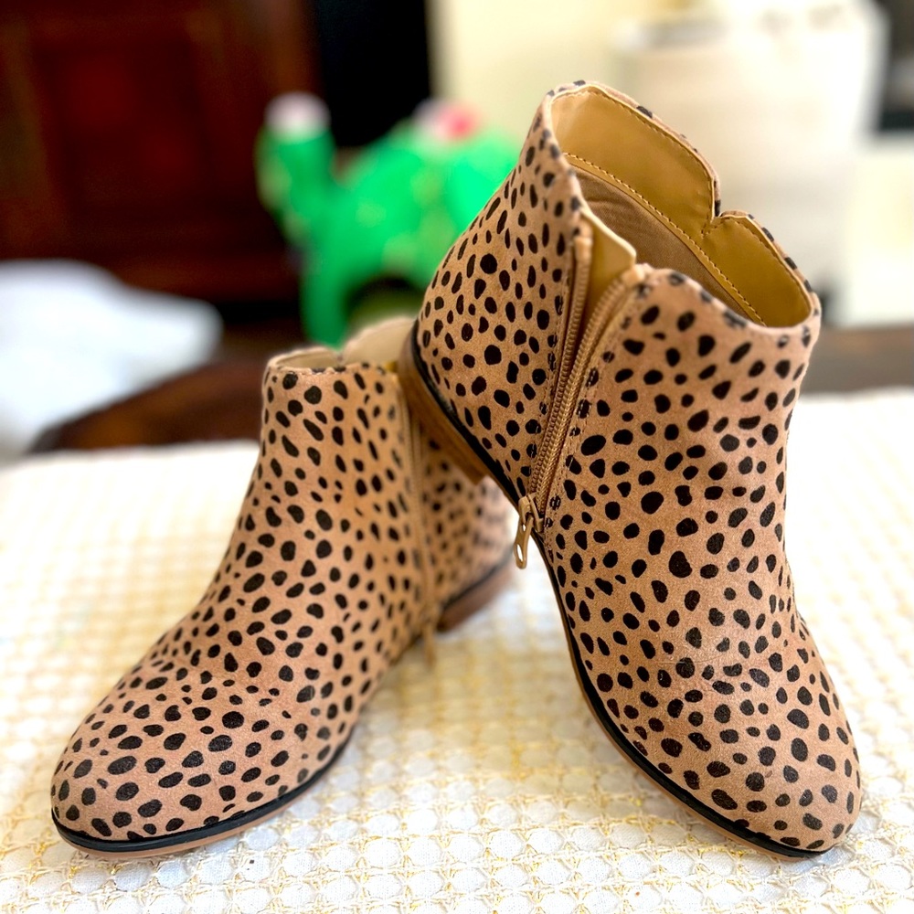 Girls size 3